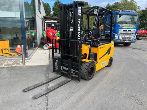 Koop een tweedehands Hyundai 35BH-9 - Heftruck - Image #2